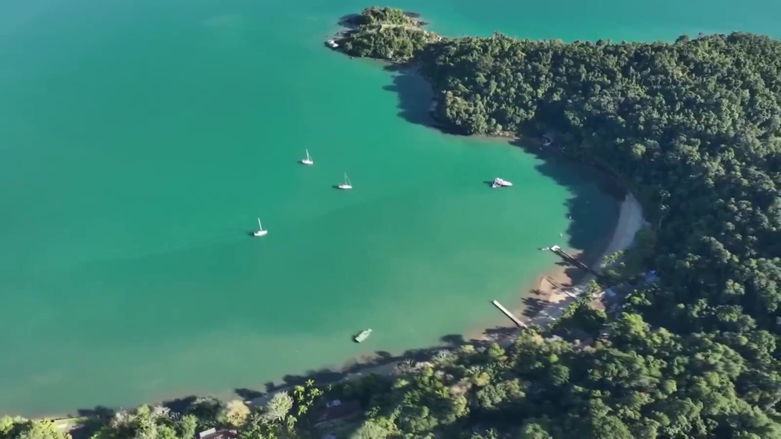 Mar de Paraty visto de cima